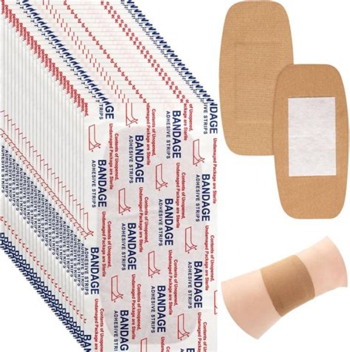 Which knot is used in bandages *?