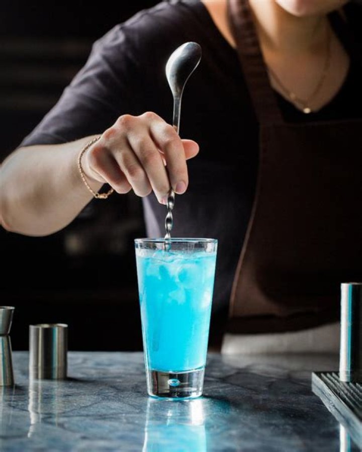 Which vodka is better Smirnoff or Absolut?