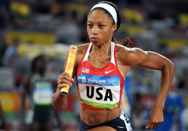 Who are some famous athletic trainers?