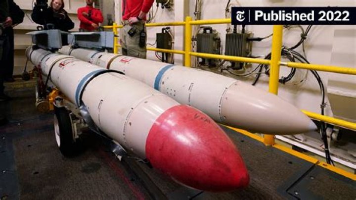 Who builds stinger missiles?