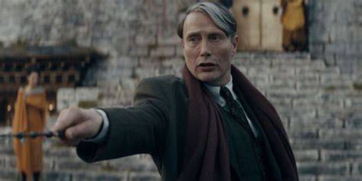 Who did Grindelwald get the Elder Wand from?