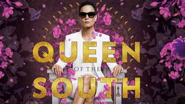 Who does Teresa love in Queen of the South?