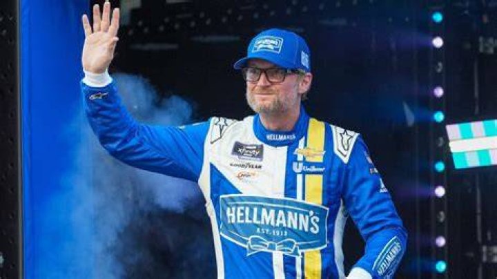 Who does TJ Majors spot for in Nascar?