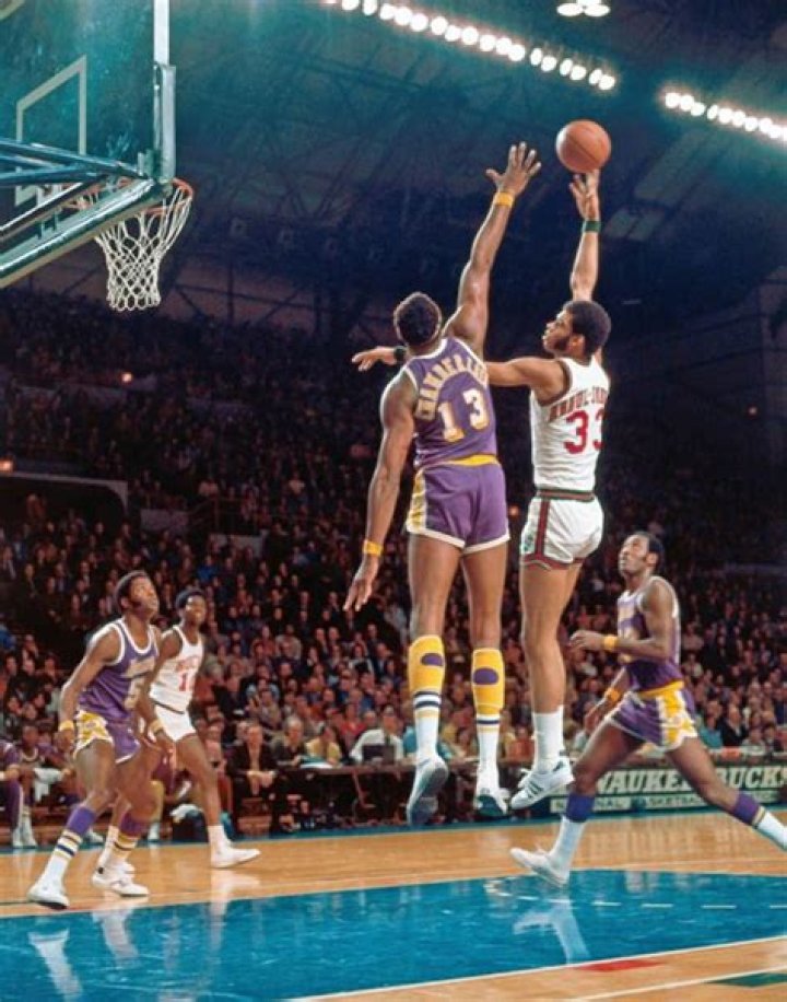 Who is better Wilt or Kareem?