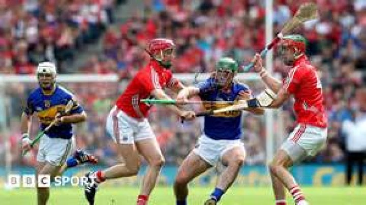 Who is Favourite to win the All Ireland hurling?