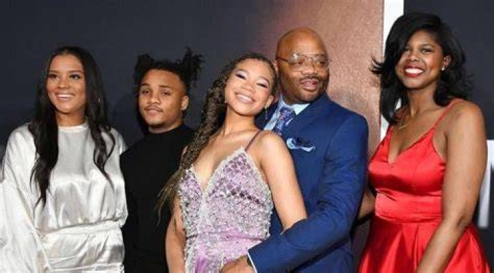Who is Storm Reid father?
