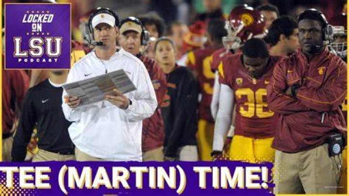 Who is Tee Martin's son?