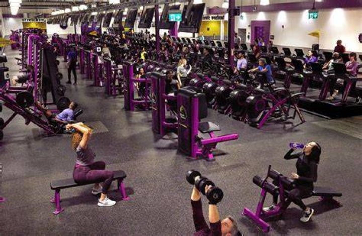 Who is the No 1 fitness trainer in the world?