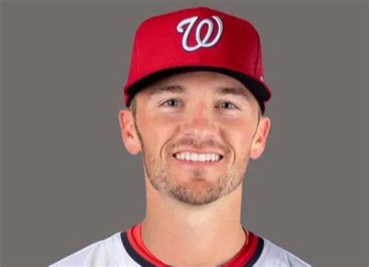 Who is the youngest manager in the MLB?
