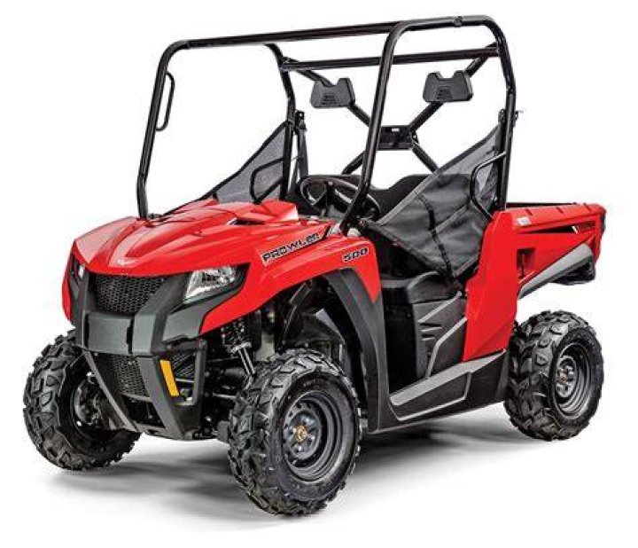 Who makes Arctic Cat UTV?