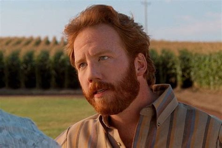 Who played the old doctor in Field of Dreams?