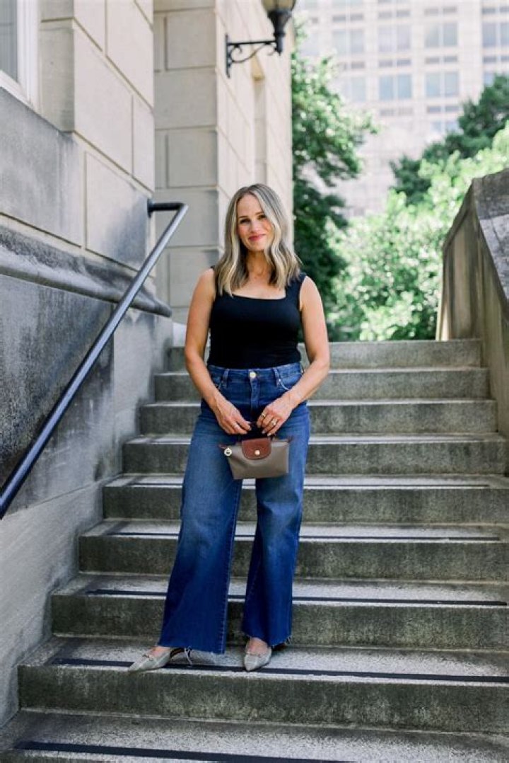 Who should wear wide leg jeans?