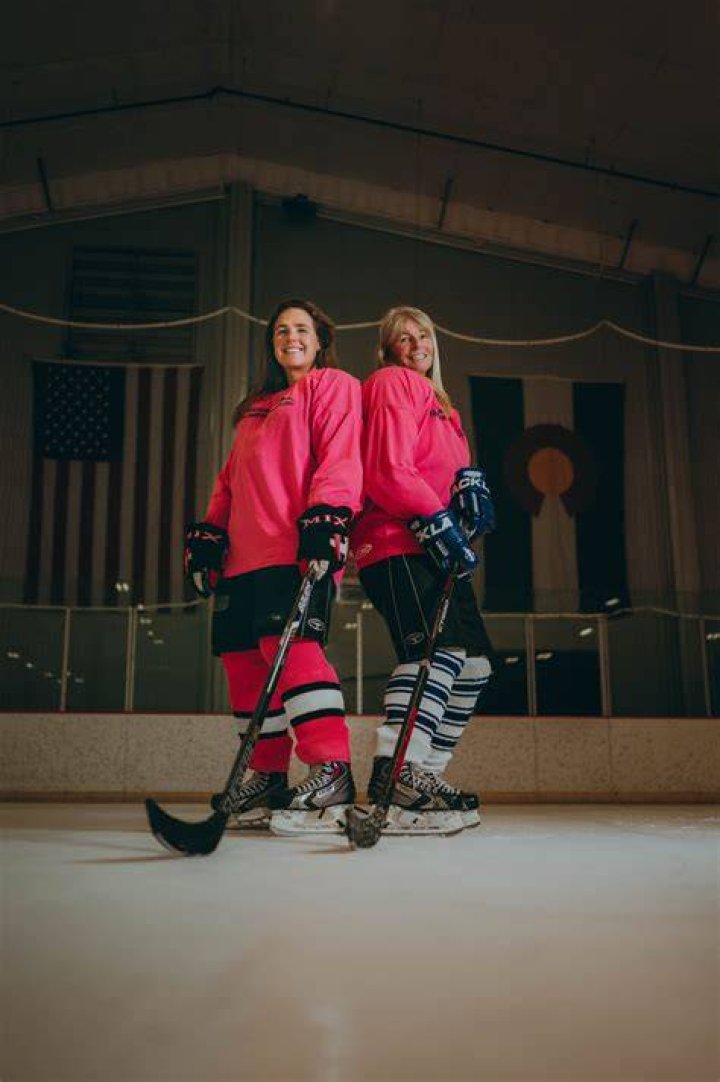 Who started women's hockey?