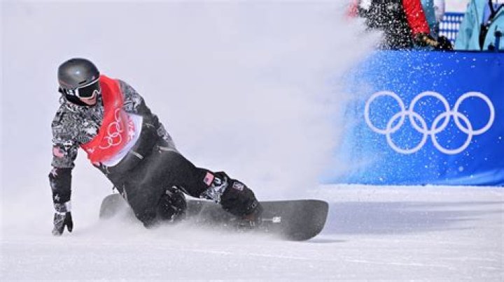 Who won the men's snowboarding at the Olympics?