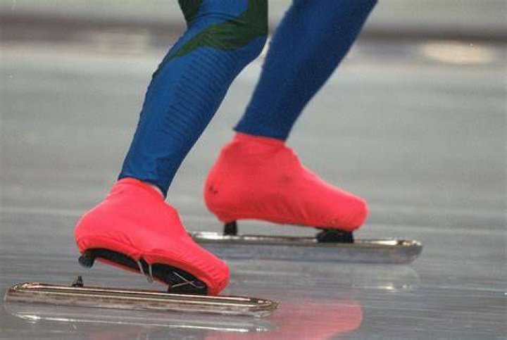 Why are clap skates banned from short track?