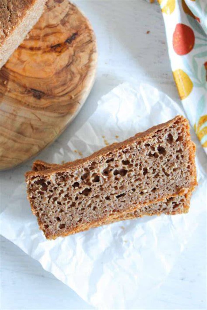 Why does honey change bread texture?