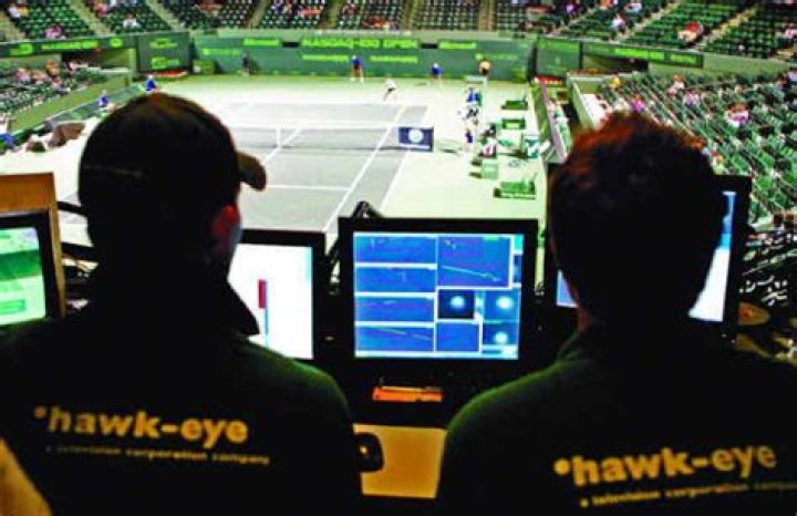 Why is HawkEye not used on clay courts?