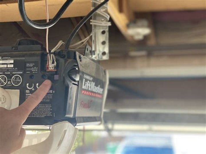 Why is my LiftMaster garage door opener flashing red and yellow?