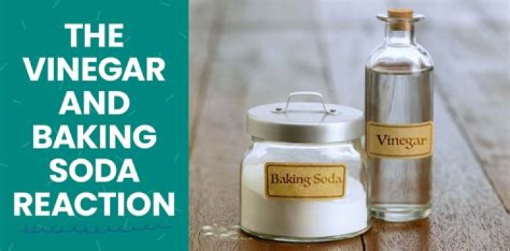 Will baking powder react with vinegar?