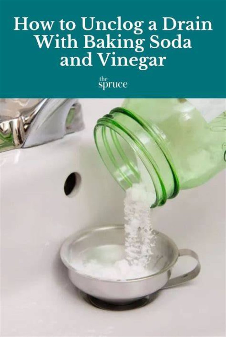 Will baking soda and vinegar unclog hair in drain?