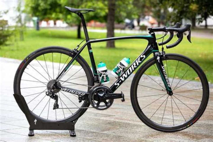 Will I go faster on a carbon road bike?